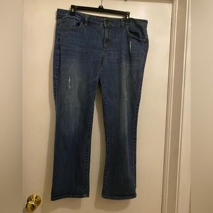 Apt 9.  Relaxed denim crop pants.  Size 14